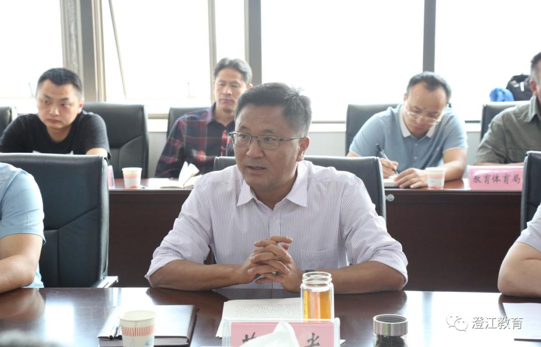 随着澄江县人民政府县长范永光与抚州智慧教育科技有限公司董事长