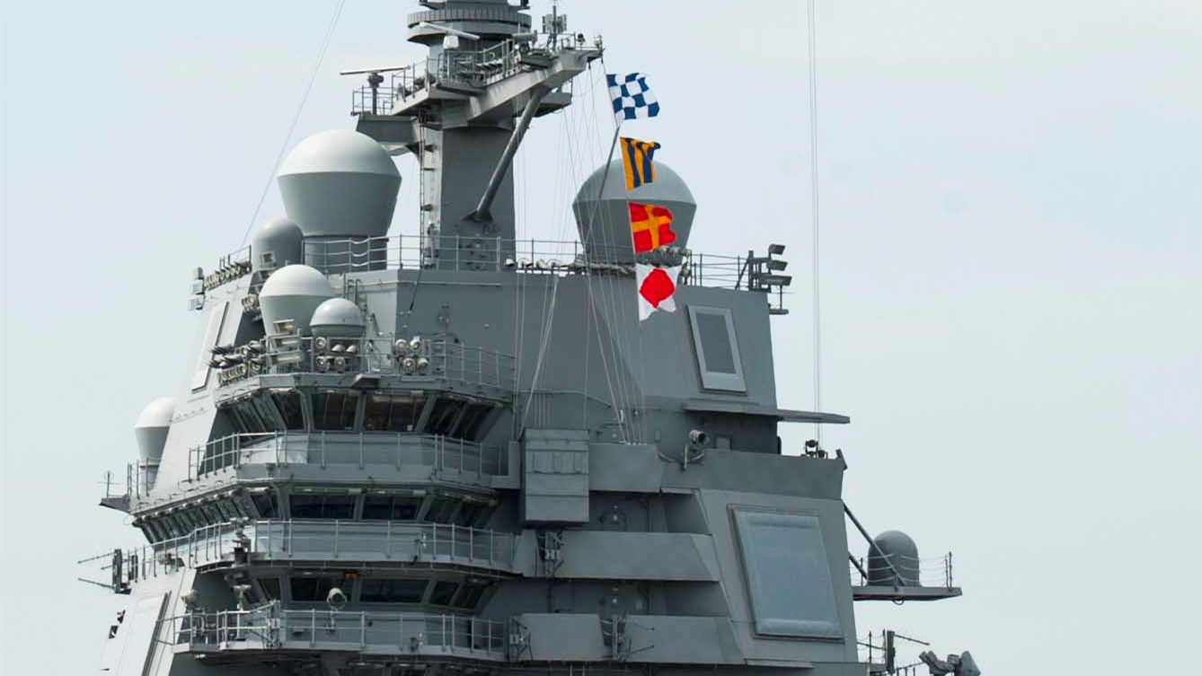 美国海军10万吨级航空母舰福特号舰岛结构高清图