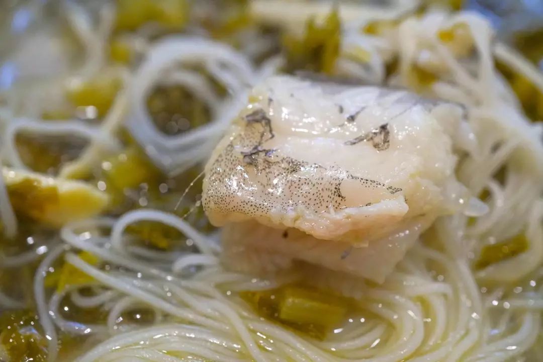 水潺即龍頭魚,是沿海地區常見的食用魚.