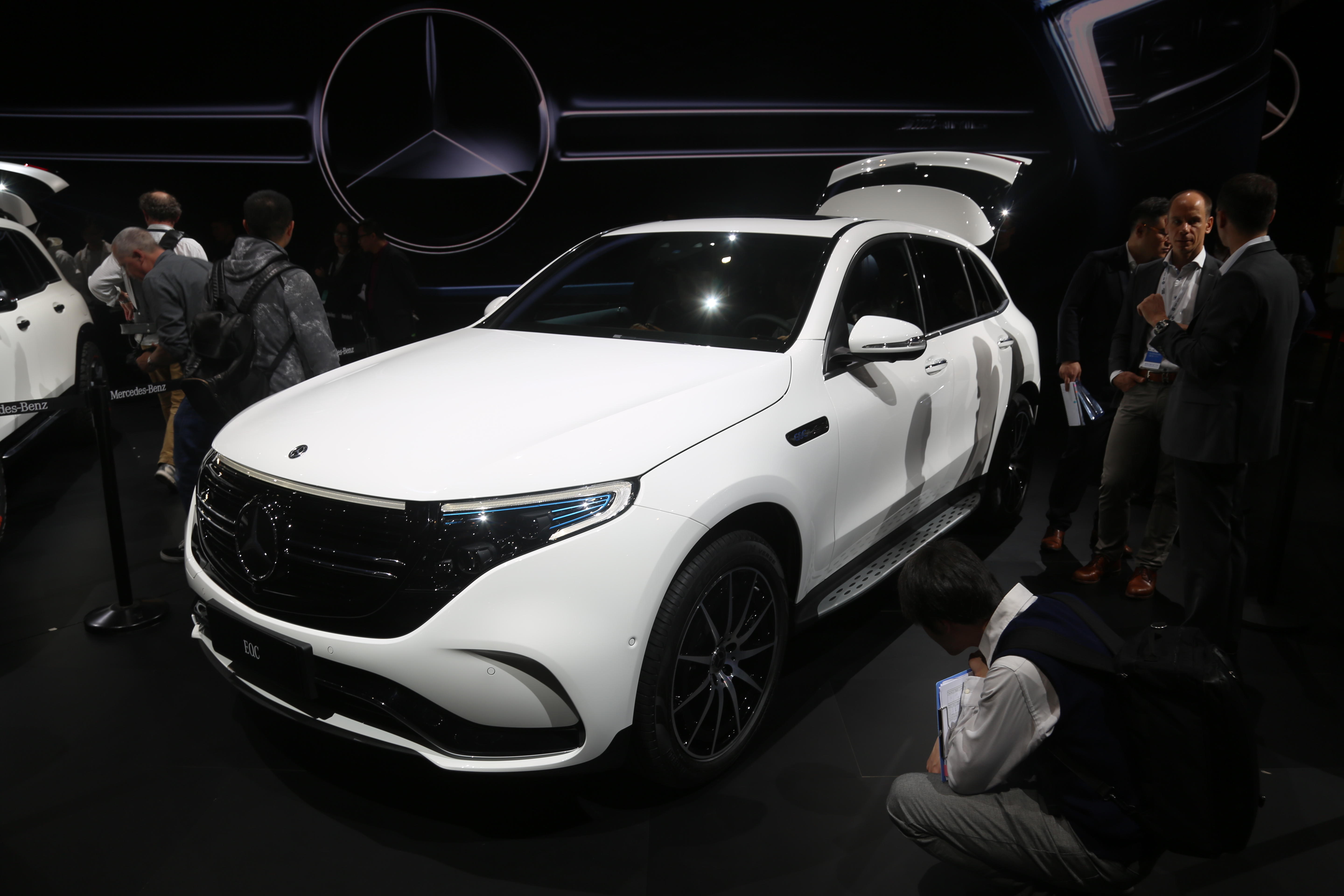 梅赛德斯奔驰eqc纯电suv中国首发实拍或将亮相深港澳车展