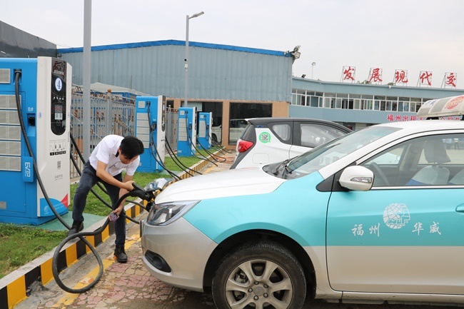 福州首家出租车共享服务站启用