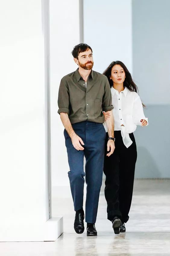 原创神仙眷侣大概说的就是这两位lemaire设计师与他的灵感缪斯