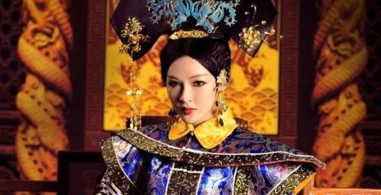 孝昭仁皇后钮钴禄福薄命浅,未能承担起和康熙共同奋斗的目标,封后仅6