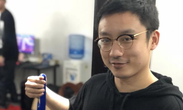 lol致幻否认参与菠菜,对天发誓以证清白,网友:我差点信了!