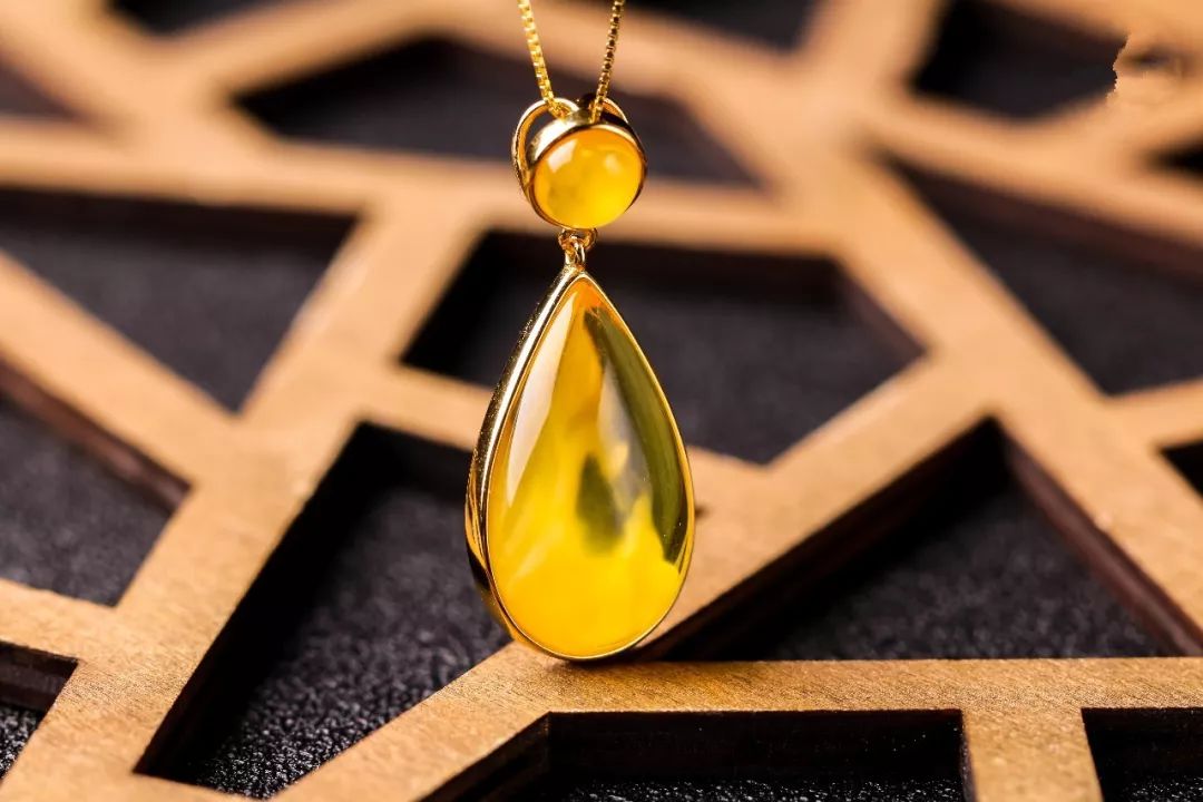 天然高品质蜜蜡经典设计款等你来捡漏