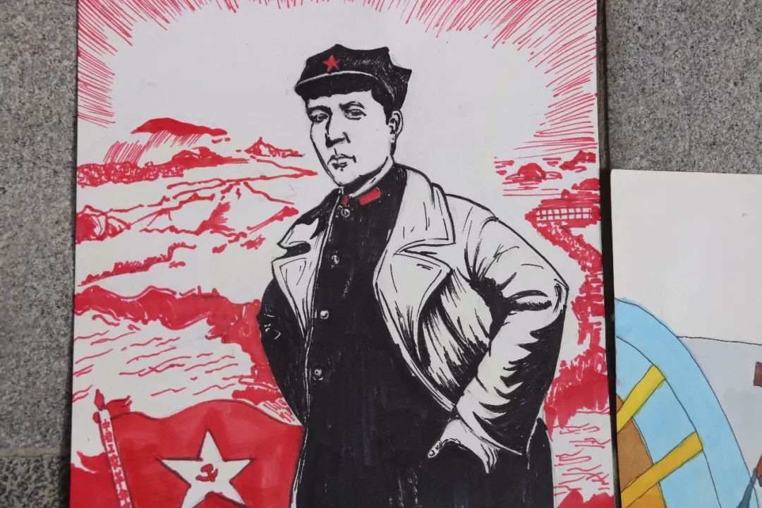 "坚定理想信念  弘扬五四精神"郑州大学实验小学师生