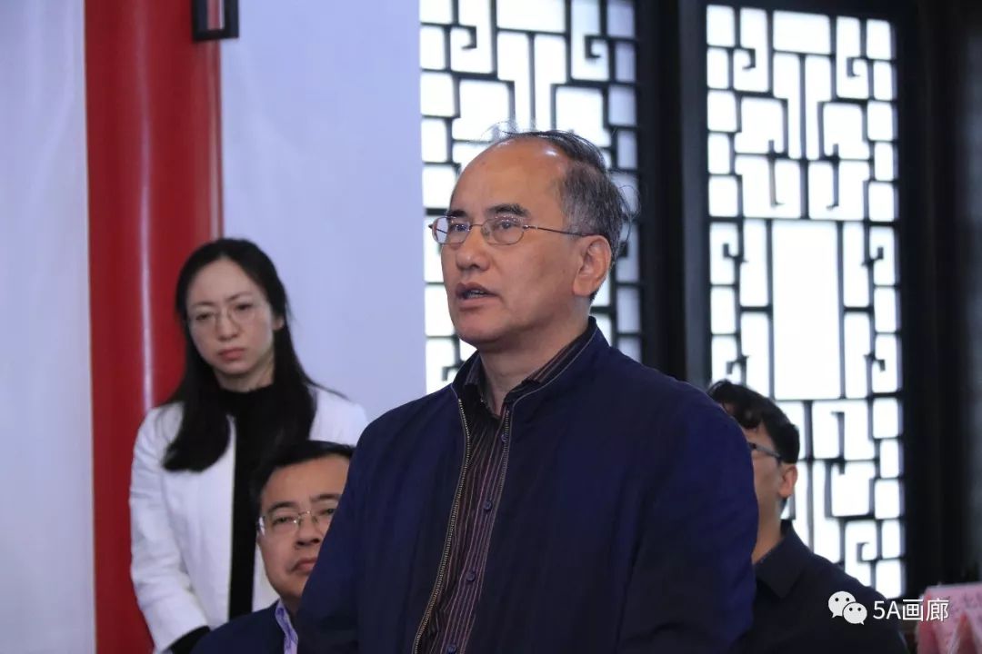 陈辉平湖北美术出版社有限公司党委书记,总经理签约现场中国艺术研究