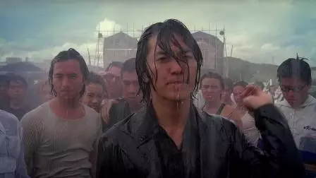 像陈浩南火并乌鸦那天一样大.