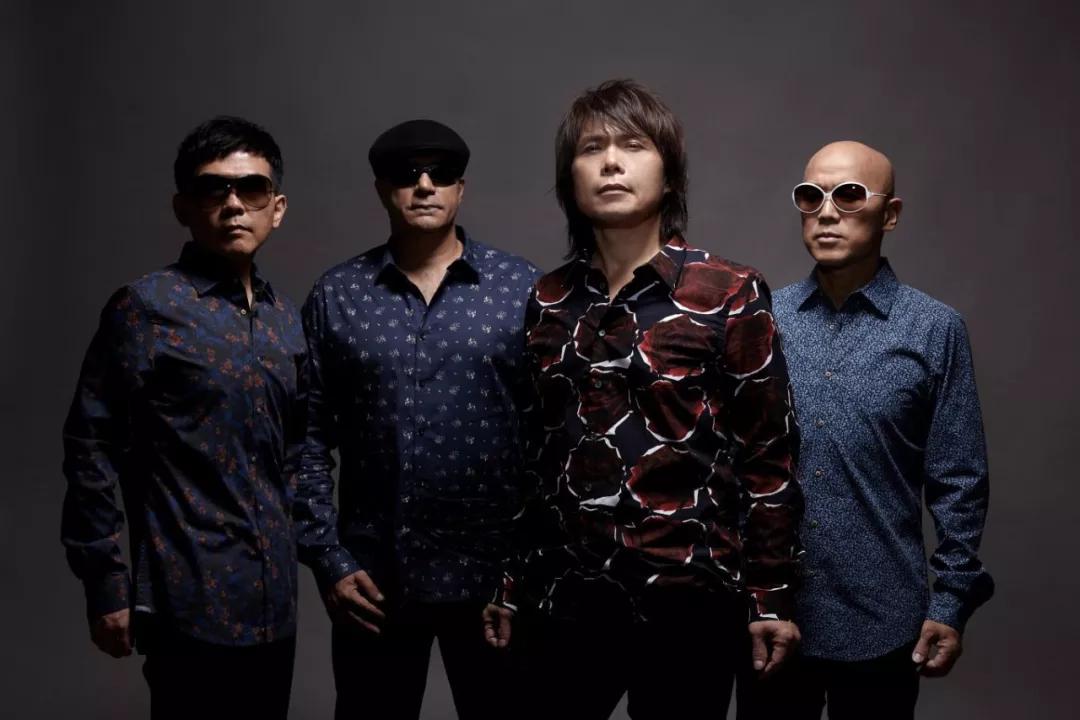 2019年全新登场的rock star大型巡回演唱会,伍佰与china blue乐队将