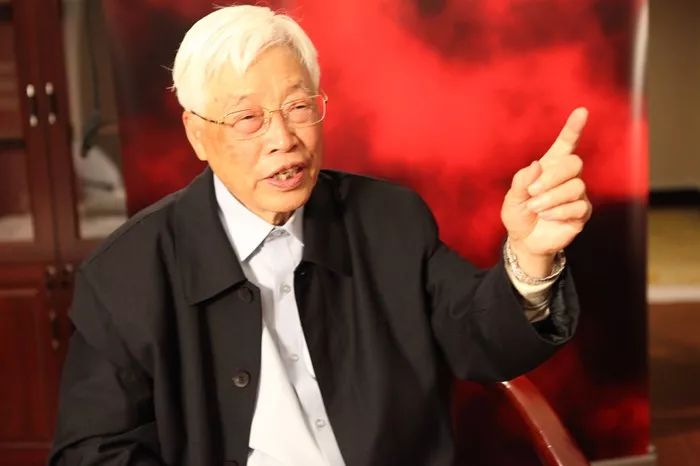 【致敬"五一"】口述浙电光辉历史 传承前辈奋斗基因_郑庆钧