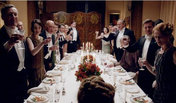 跟唐顿庄园学习最正统的西餐礼仪培训