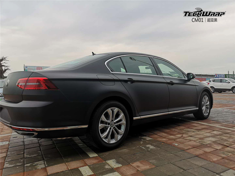 大众迈腾汽车改色贴膜teckwrap美国秃鹰cm01超亚黑