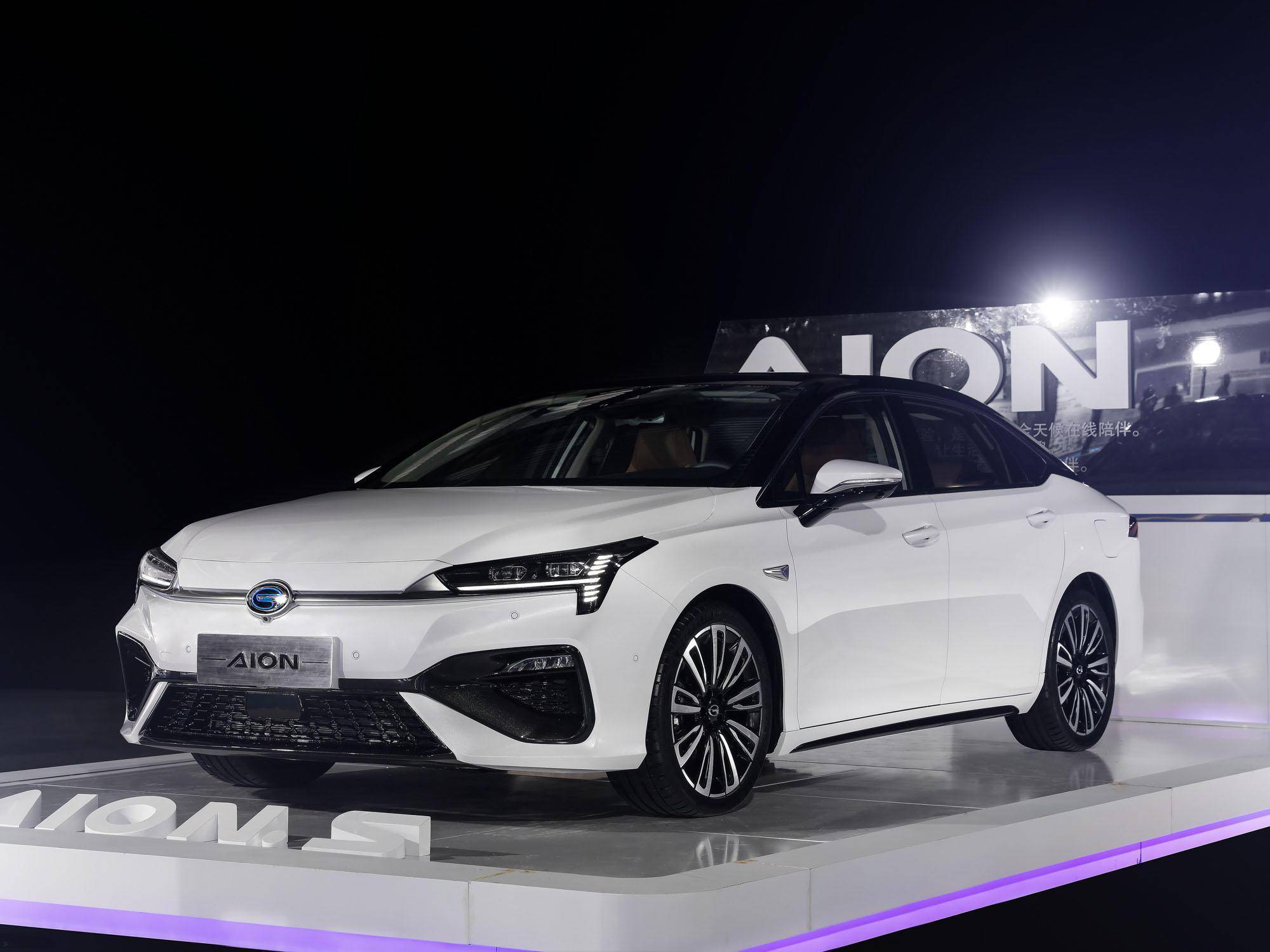 长续航高品质低价格广汽新能源aions值不值得买