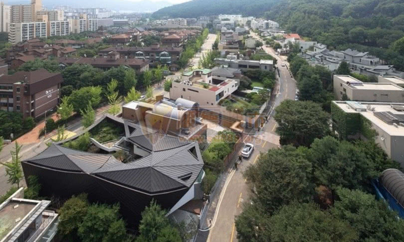 走进韩国最知名的富人区:豪车别墅随处可见,女孩个个堪比明星