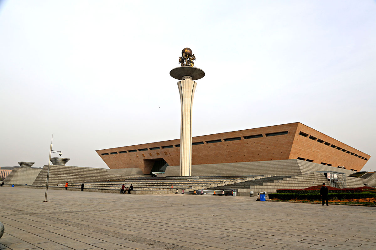 在"七天建筑"中,单就天枢一项,就足以反映了这位前无古人,后无来者的