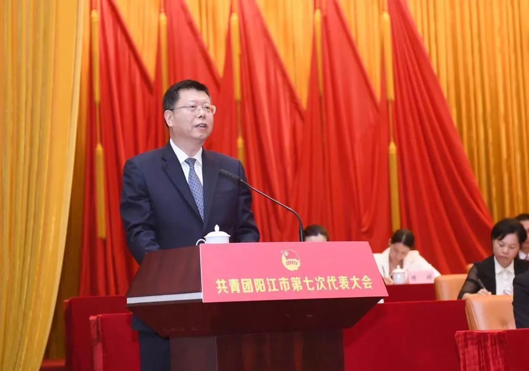 焦兰生寄语阳江青年人:以闻鸡起舞,日夜兼程,风雨无阻的姿态奋斗