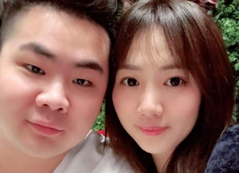 很多网友应该对他并不陌生,洞主是十分有人气的lol主播,他与凯哥两人