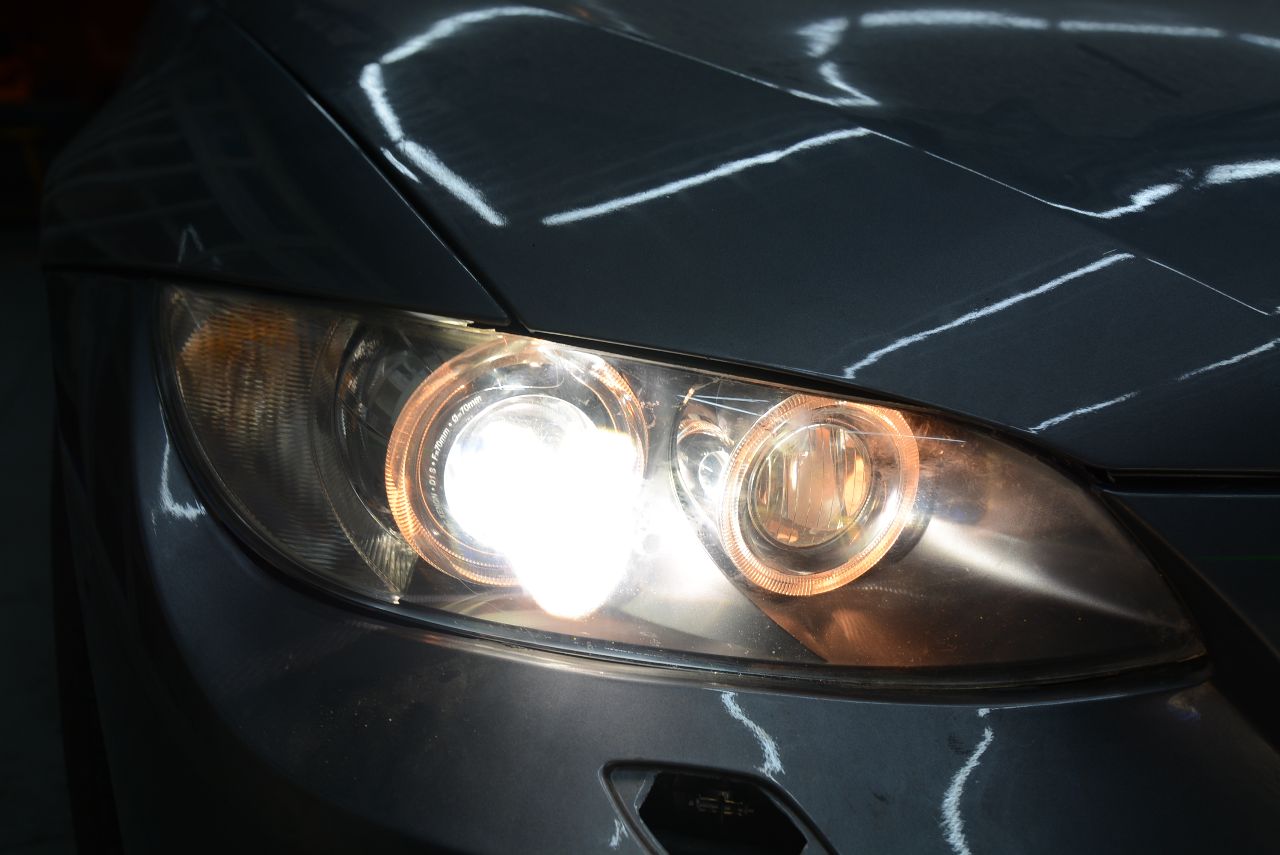 长沙宝马3系大灯改装欧司朗透镜长沙美光