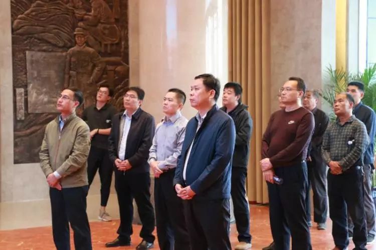 三句口头禅诠释忠诚干净担当新华社重磅文章追记我区