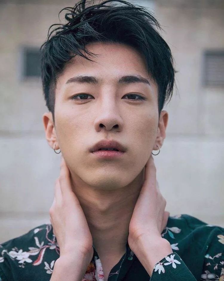 今日推荐10款男生短发型,让你帅得惊艳!