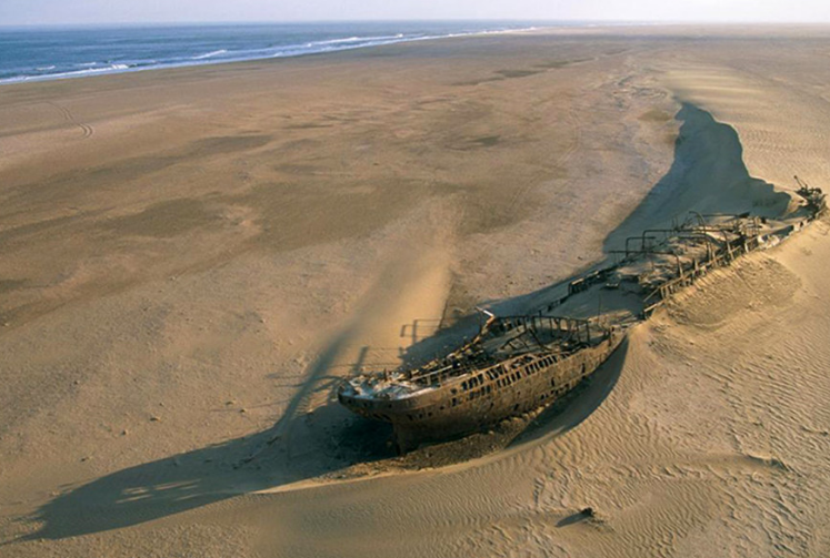 自从塞布尔岛被划入加拿大版图后,为了航行安全,岛上现已建立起拥有