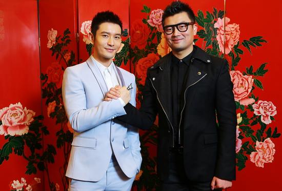 选择成为赵丽颖经纪人的,因为当时带的黄晓明已经成为了华谊的股东,在