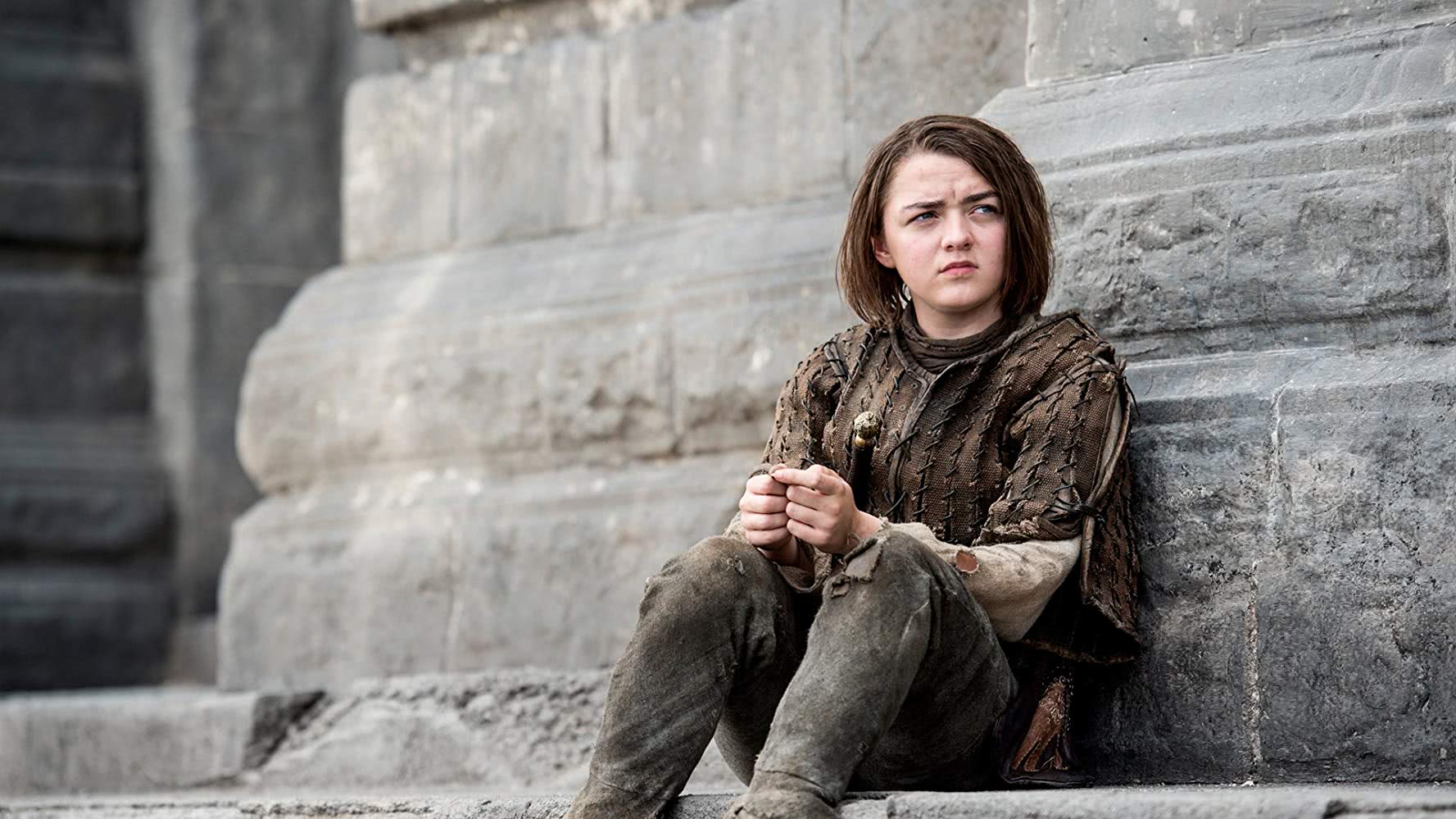 在接受外媒"娱乐周刊"采访时,演员威廉姆斯(二丫)和基特·哈灵顿(琼恩