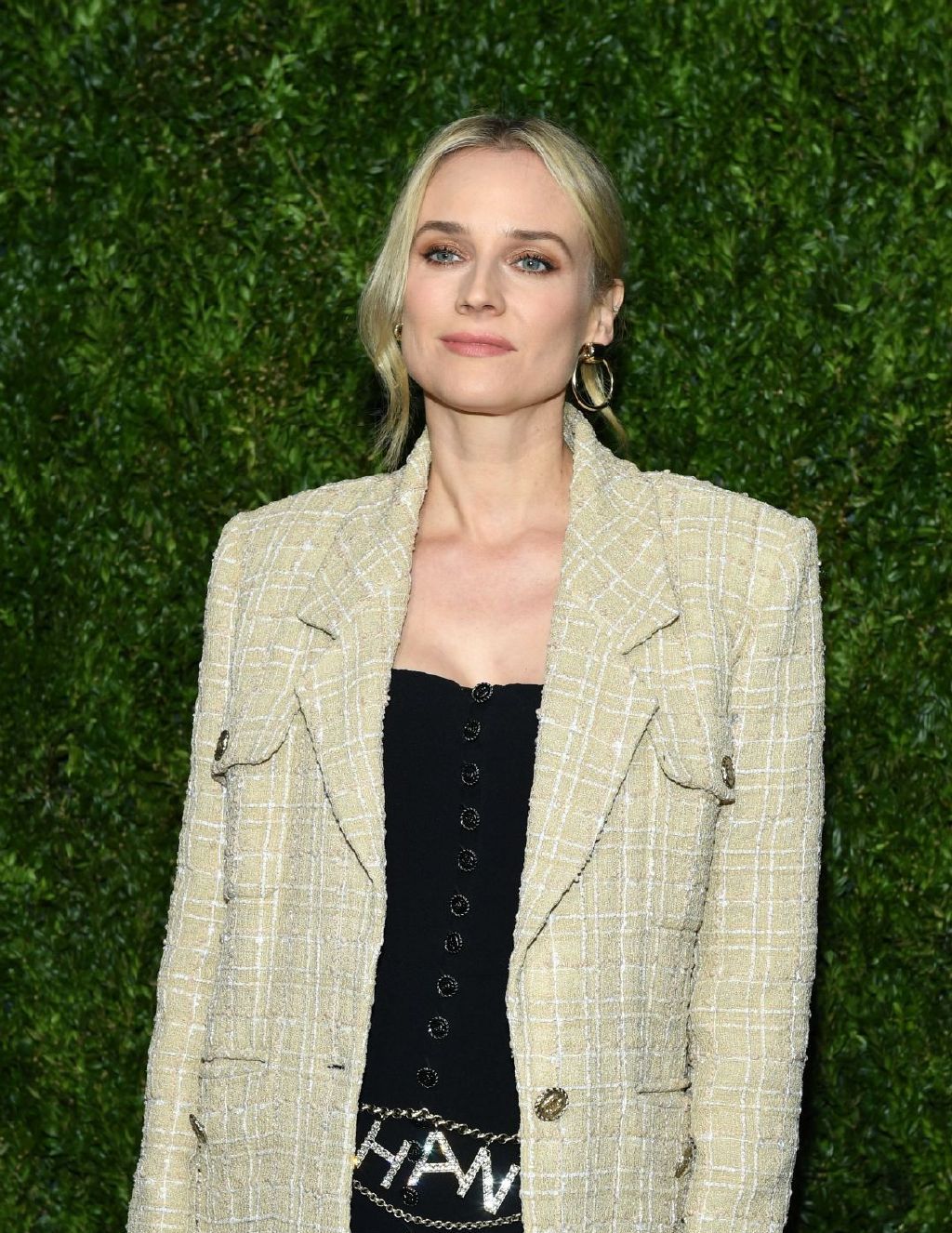 原创43岁戴安克鲁格现身电影节15年过去了海伦王后还是那么漂亮