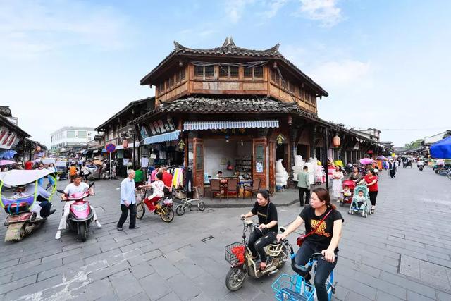 这个五一我想去邛崃巷子走一走