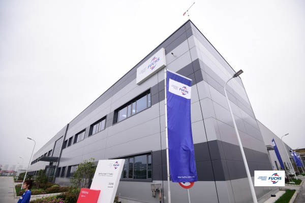 服务中国市场,缔造行业标杆:福斯工业4.0智能苏州工厂盛大开业!