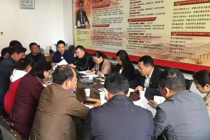 区政府副区长张晓丽组织召开"魏都区中学质量提升"座谈会