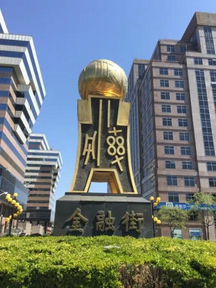 中国最富有的一条街总资产100000000000000元图