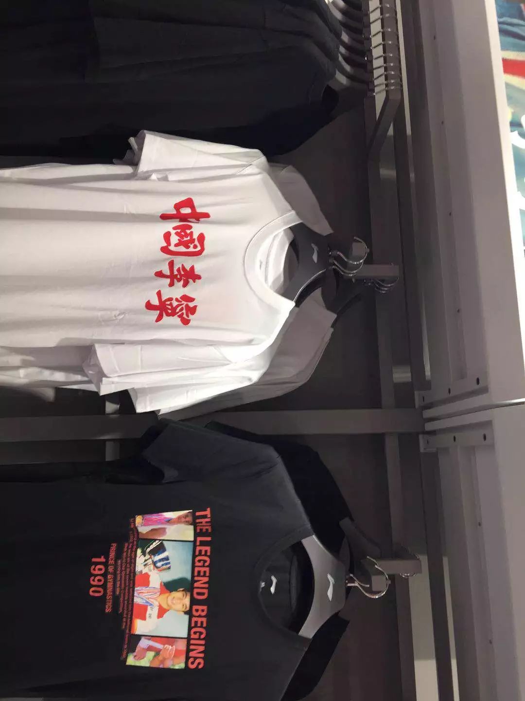 那个惊艳纽约时装周的中国李宁来南宁华南城开店了