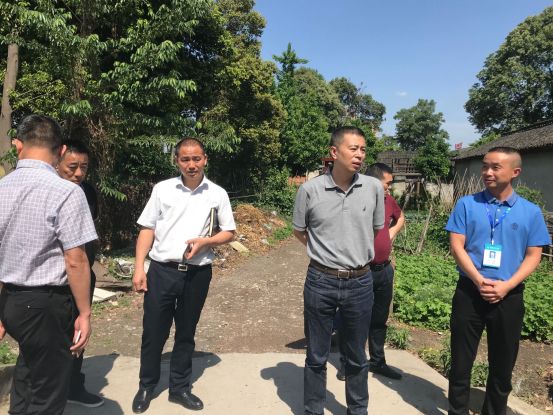 市委常委,常务副市长赵卫东调研崇阳街道平安社区工程百日攻坚行动