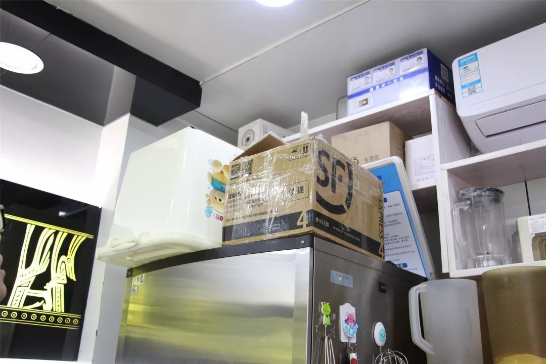 问题2仓库物品摆放杂乱存在问题114家奶茶店都进行了深入检查4月28日