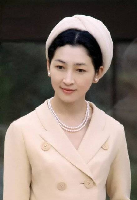继日本新天皇德仁即位后, 日本新皇后雅子妃曝光?