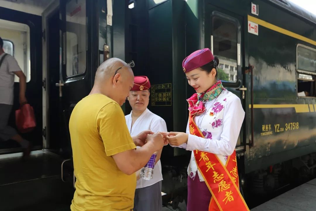 重慶客運段團委組織開展