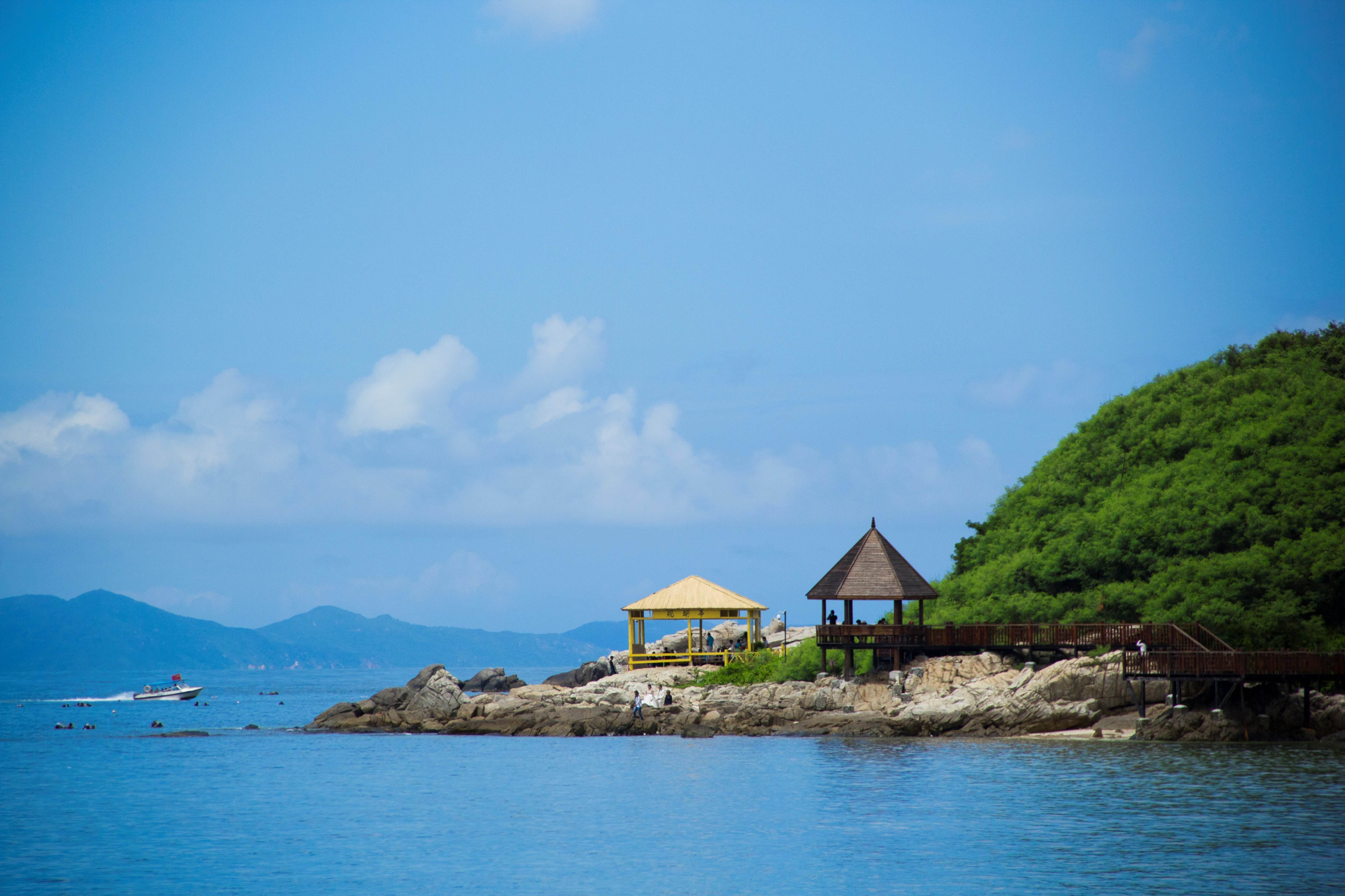 美丽的三亚情人岛:蜈支洲岛
