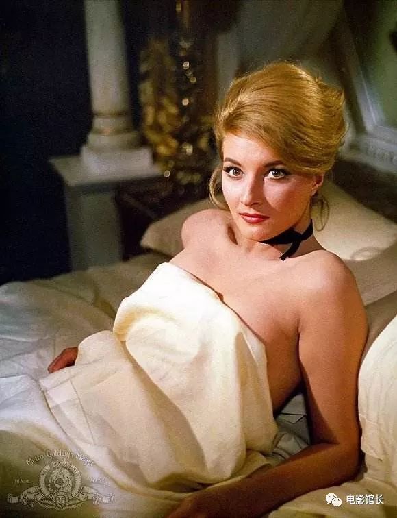 黛妮拉·比安奇(daniela bianchi▲霍纳尔·布莱克(honor blackman