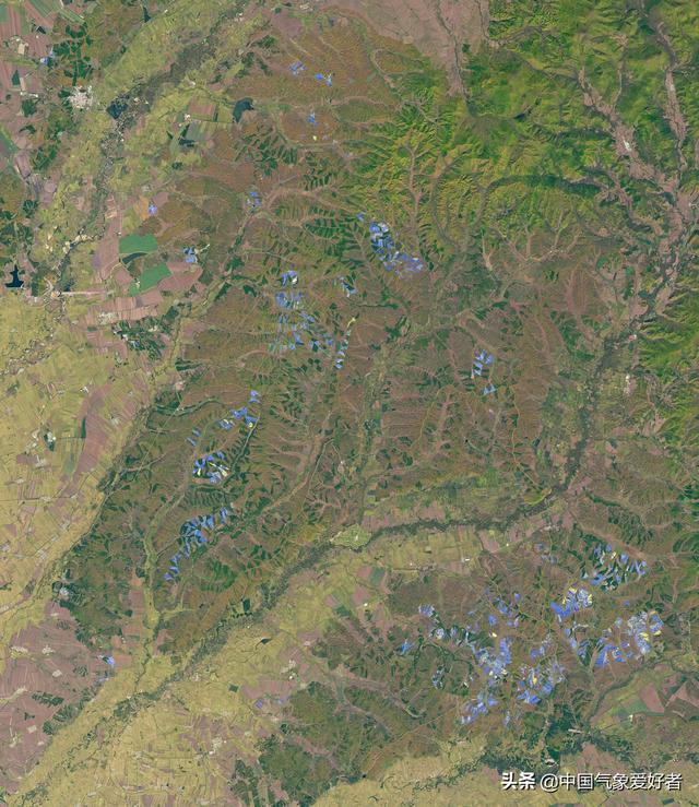 美国卫星对准中国东北:黑龙江小兴安岭土地变蓝变黄!