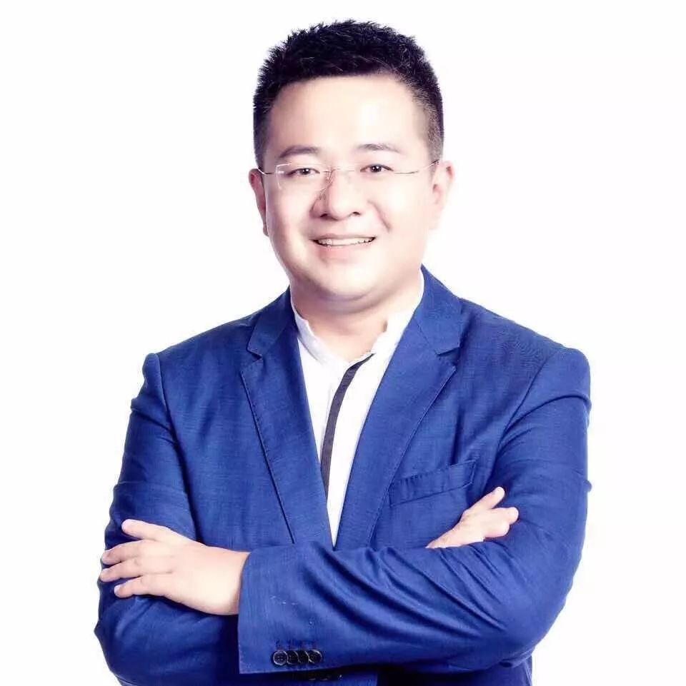 观澜二中王振鑫副校长荣获广东省五一劳动奖章