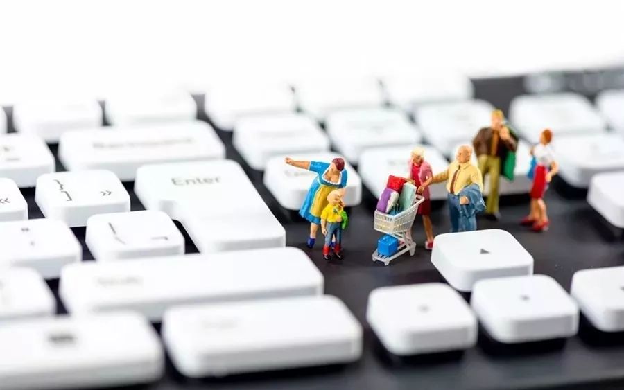 第一个是空间便利性,第二个是商品的组合,第三个是顾客等待的时间长短