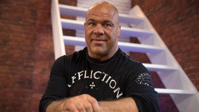 巨石强森今年片酬只输好莱坞一人 科特·安格与wwe续约5年