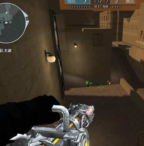 cf:还记得"生化沙漠"墙上的女人吗?她真实存在,身世离奇!