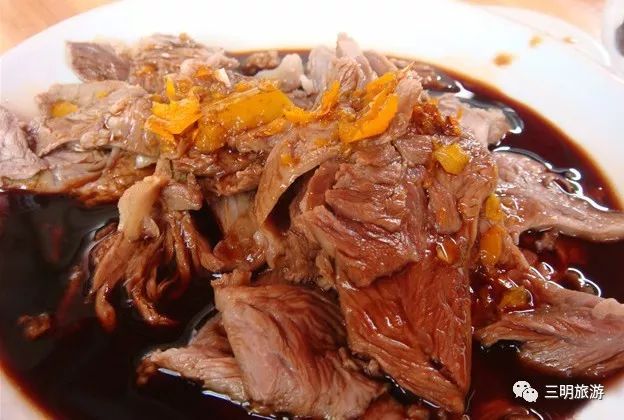 活肉瘦中带肥,不柴不腻.