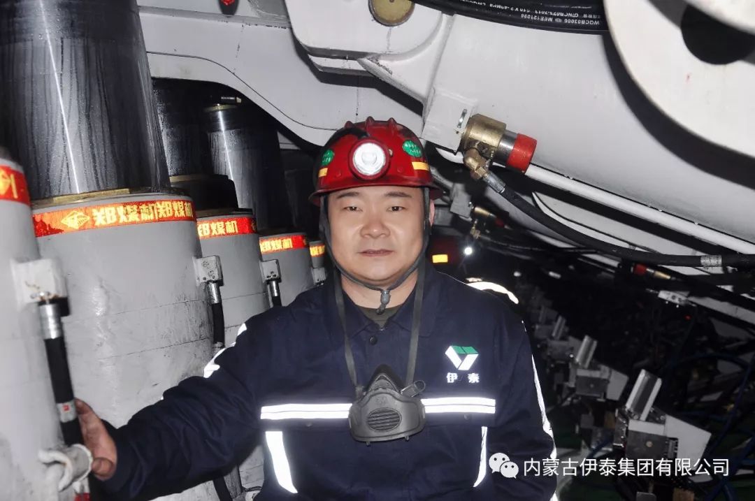 乔彩霞 苏刚刚 席向军 齐俊峰 祁文彬 葛耀勇 齐亚平 周建强 邢国富