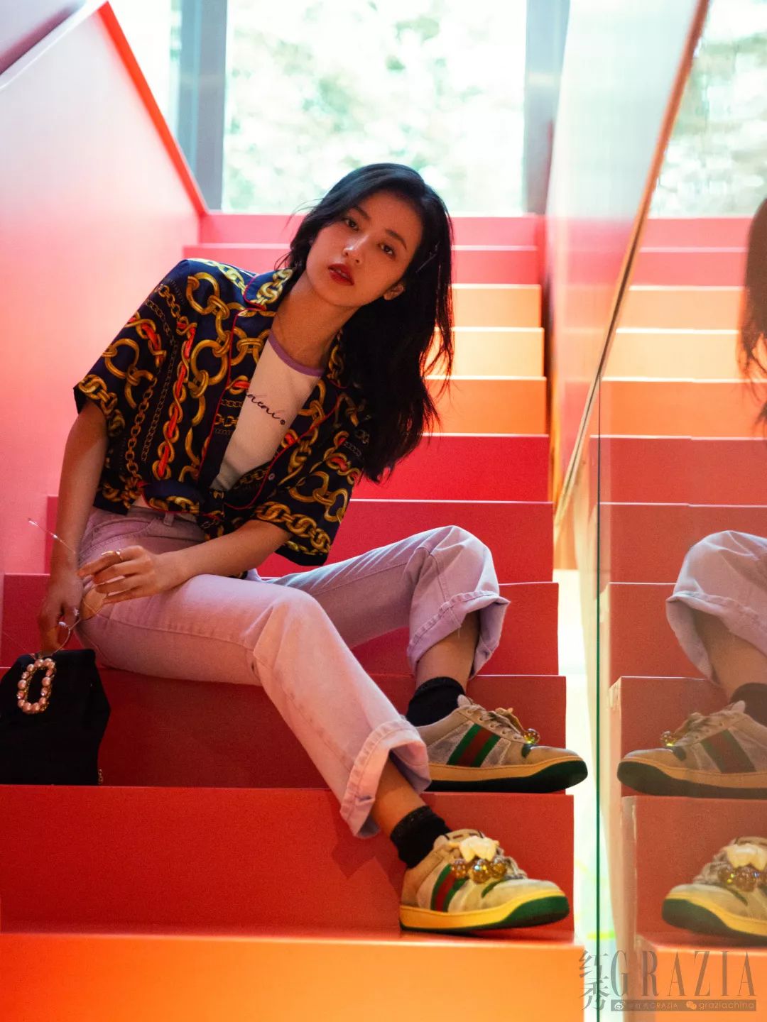 周雨彤在帝都网红店吃撑了现在还有这么敢的女明星