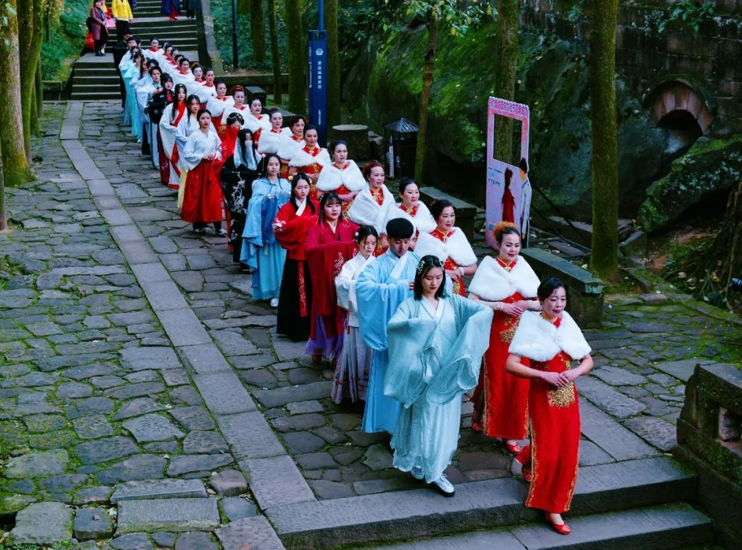 玩转五一嘞些耍事超多绝对承包你的整个假期