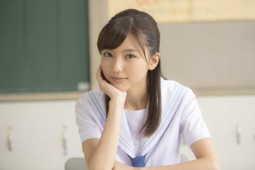 她才是现实版赤木晴子,身高175,被誉为"运动女神",长腿吸睛_吉田