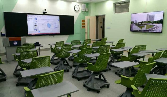 高科技新理念智慧教室为打造金课铺路